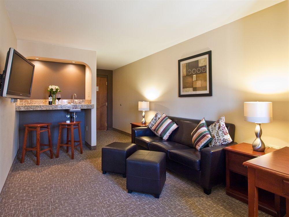 פורט קולינס Best Western University Inn מראה חיצוני תמונה